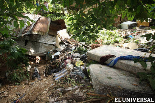 Lluvias atacan el Sureste En barrio La Toma murió una persona tras crecida de la quebrada La Guairita Caracas 10515663_copia.jpg.520.360