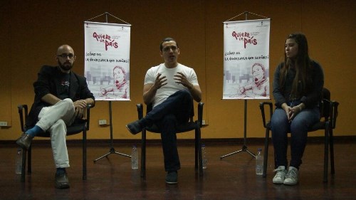 Jovenes Hacen De La Tecnologia Instrumento Para Democratizar La Educacion